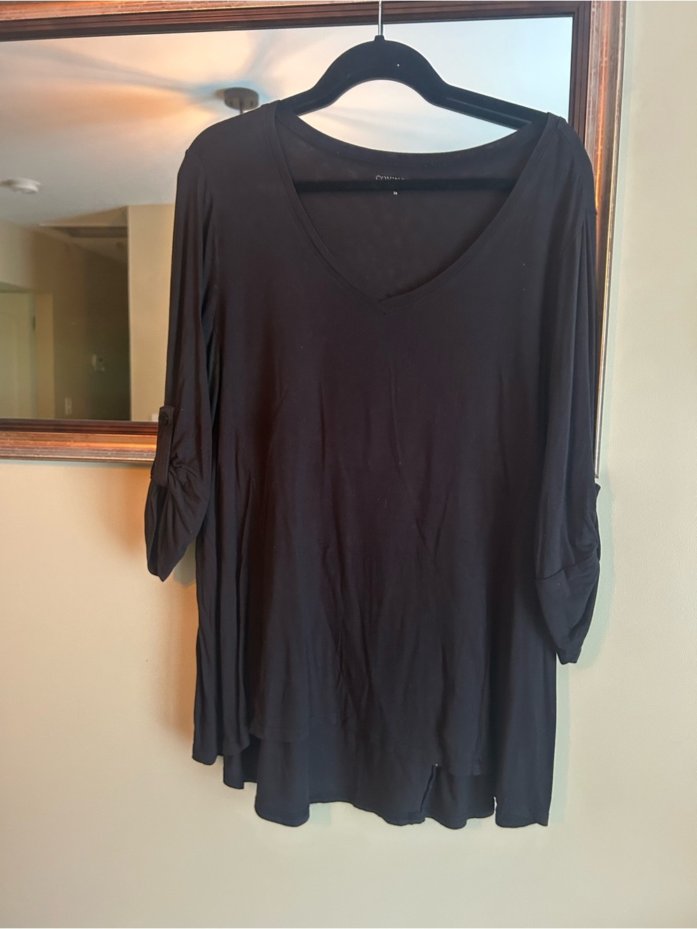 Black V-Neck Roll-Sleeve Women's Top